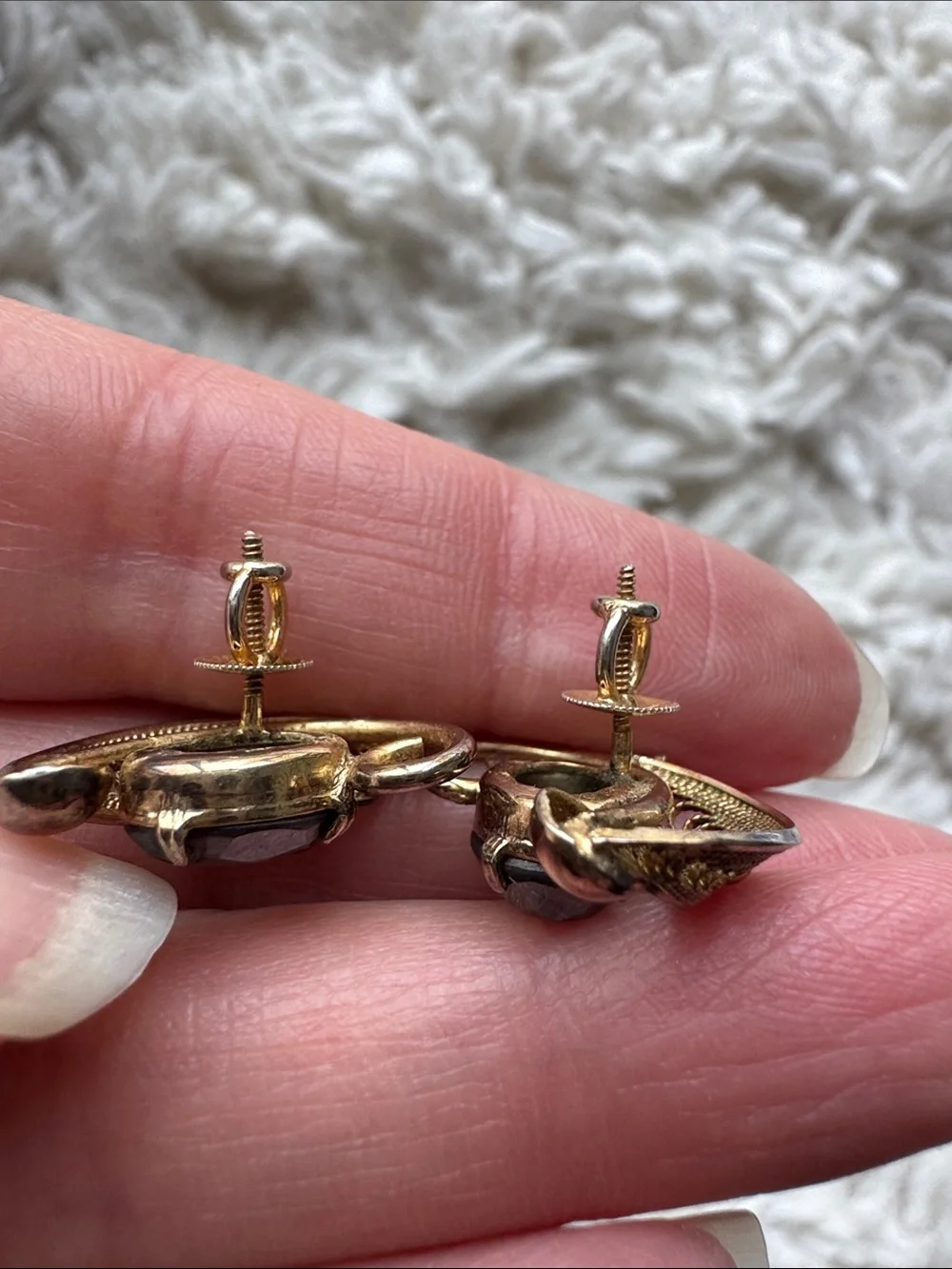 N/A these earrings